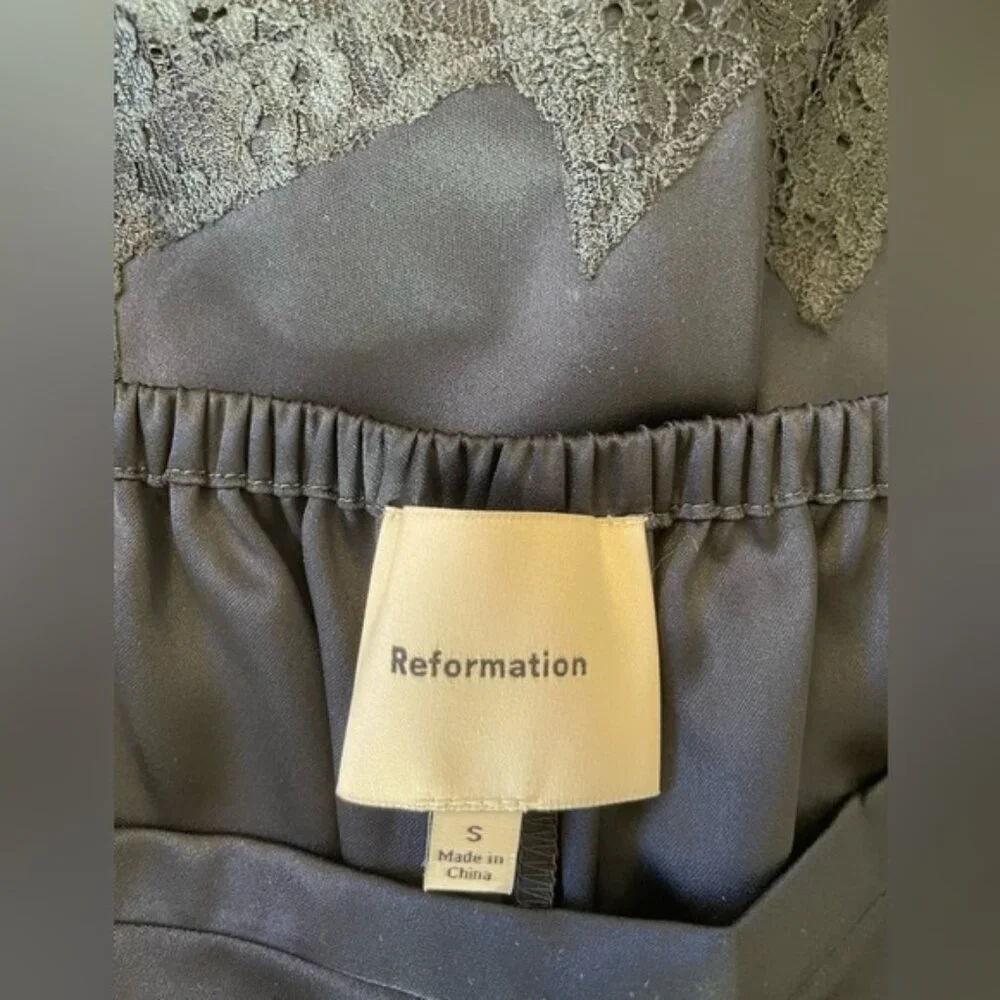 NEW Reformation Fern Midnight Navy Lace Trim Satin Shorts Elastic Waist | US S - Picture 9 of 11